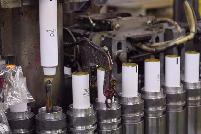 チューブにつめる